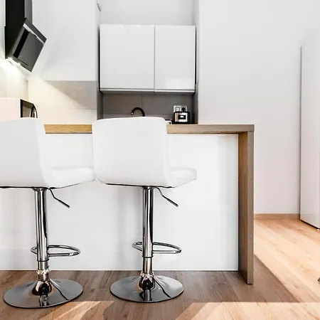 Apartment Homely Place Centrum - Stary Rynek - Parking Poznan
