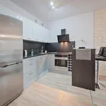 Homely Place Centrum - Stary Rynek - Parking Apartment *